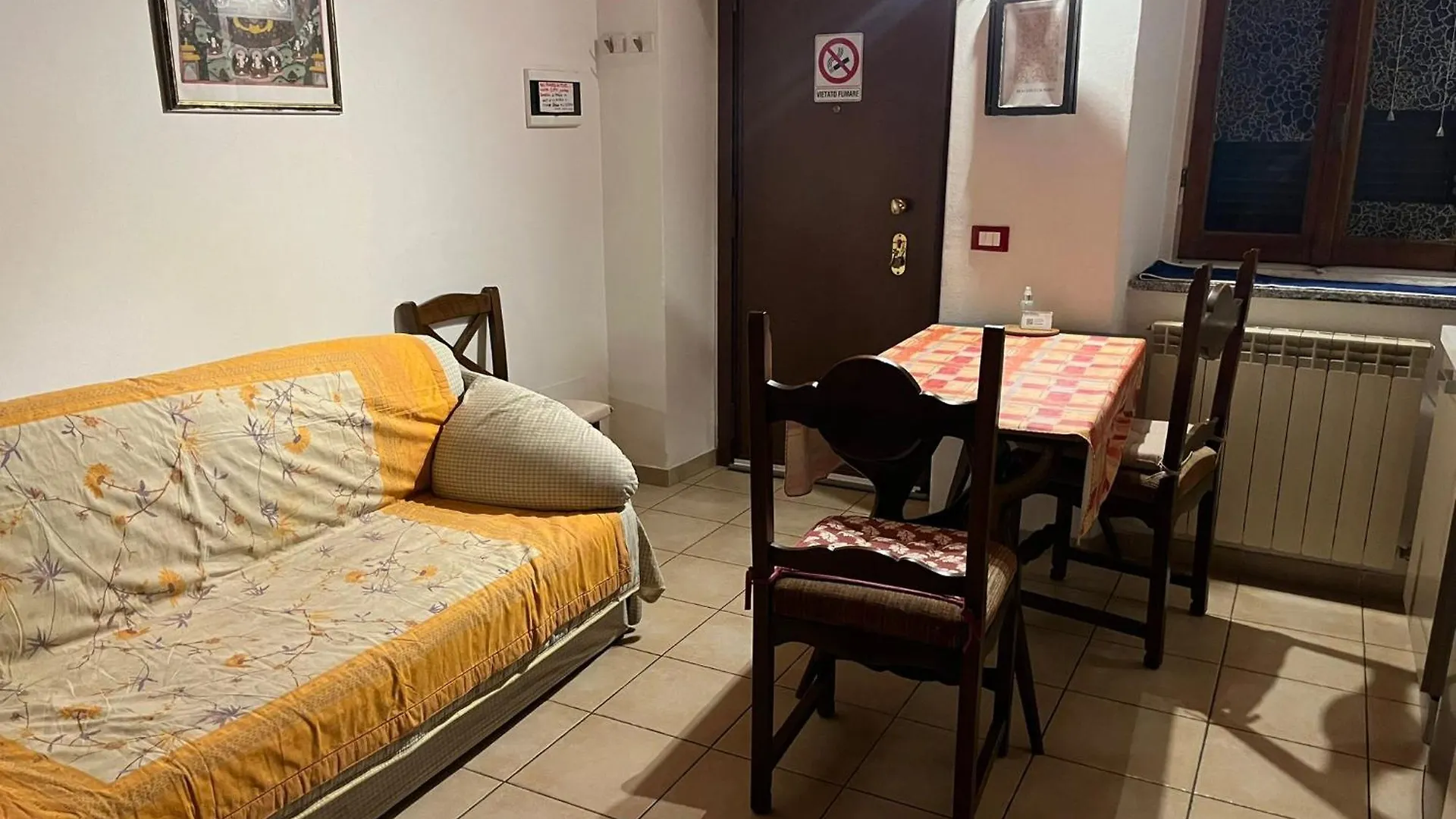 B&B Mirna - Piccolo Appartamento Vaprio dʼAdda 0*,  Italia